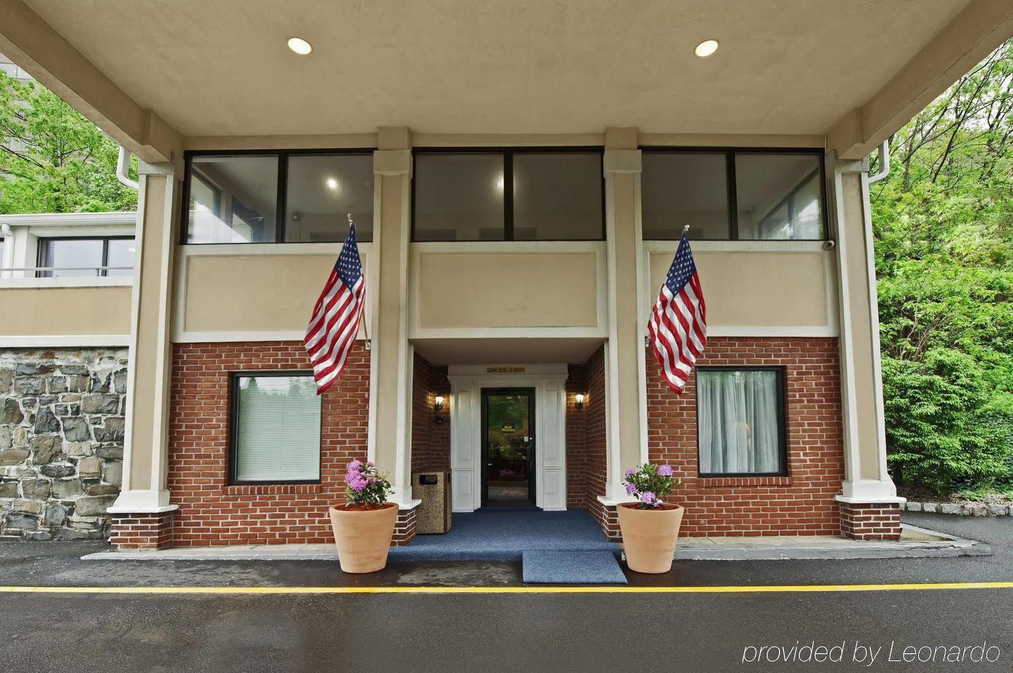 Best Western Fort Lee Hotel Exterior photo